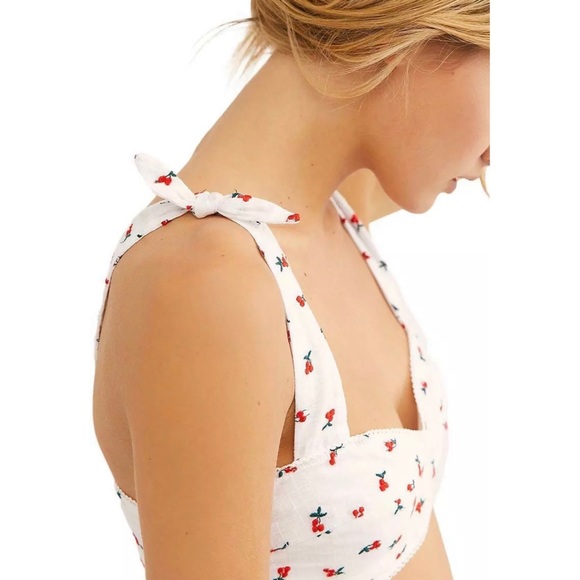 ❌SOLD❌ Free People Cherry Bralette - Picture 5 of 9